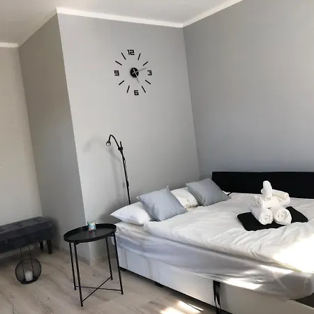Apartment Adam's *